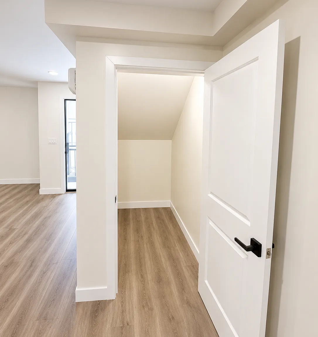 3 bed, $3,495 — Photo 4