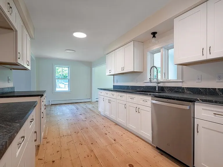 135 Pepperrell Rd — Photo 14
