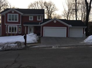 2519 Pine Ridge Blvd, Red Wing, MN 55066