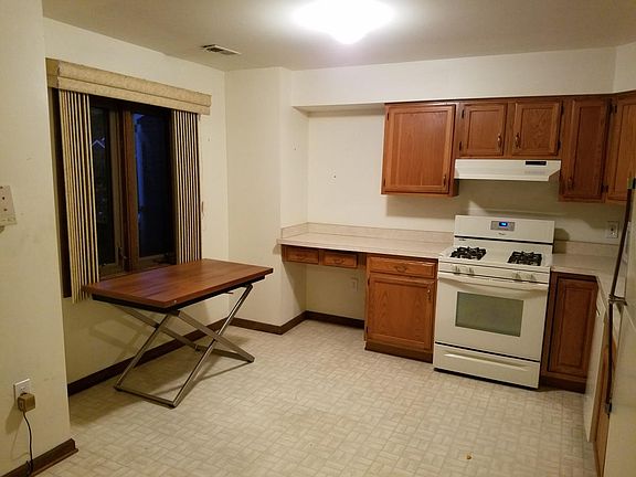 3rd image of 9103 Ayrdale Cres #A