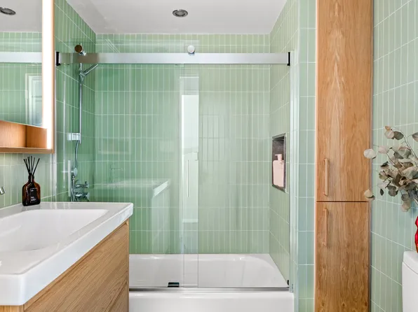 95 Wyckoff Street image 11 of 12