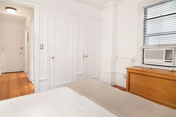 Rented by WAM Partners - William Moses Co. | media 22