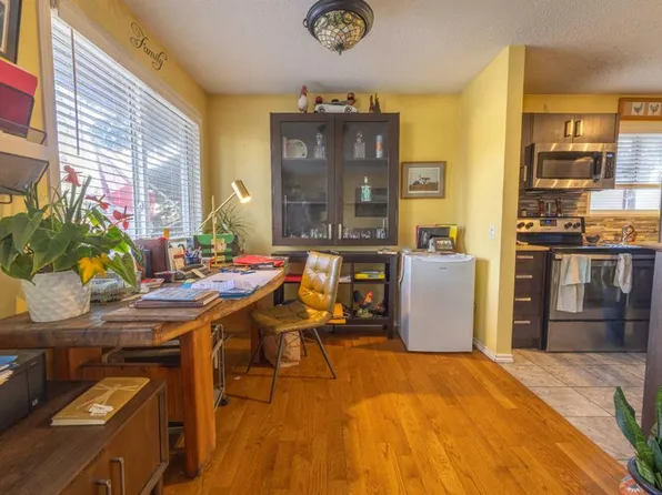 1206 S Allen St SE, Airdrie, AB T4B 1B6