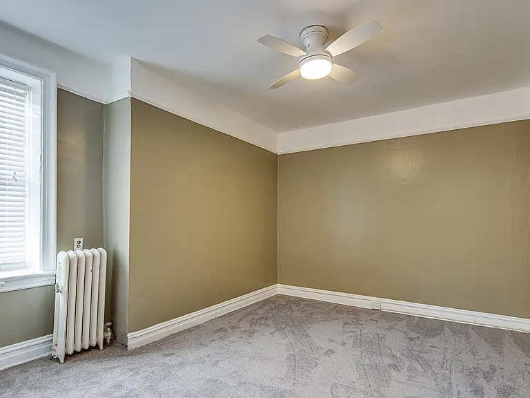 101 73rd St #25 — Photo 8