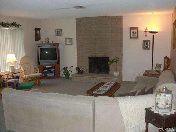 3rd image of 26457 Cornell St