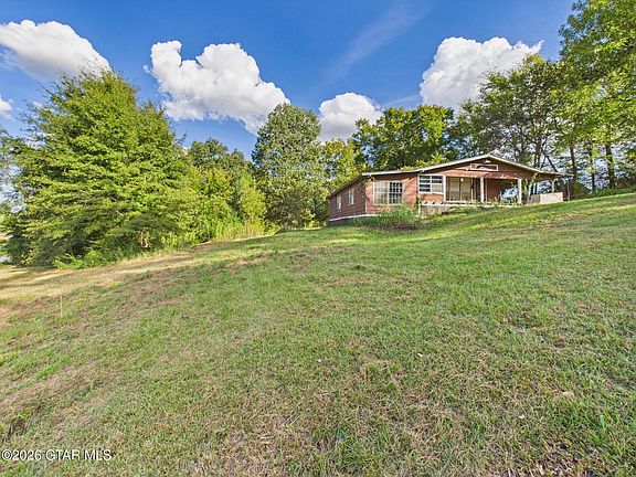 3rd image of 9587 Lynn Creek Rd