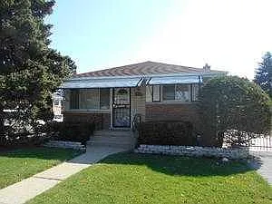 1429 N Rohde Ave photo 1