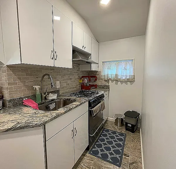 73-20 196th St #2 — Photo 5