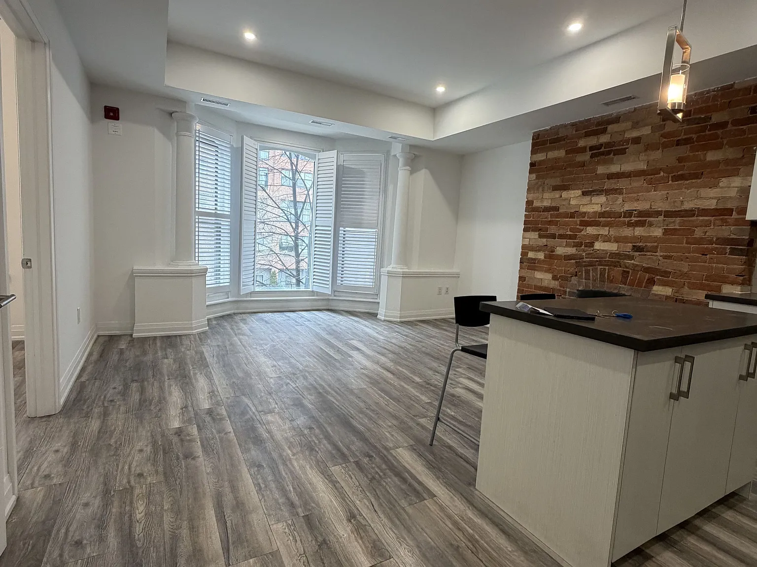 3 bed, $4,000 — Photo 3