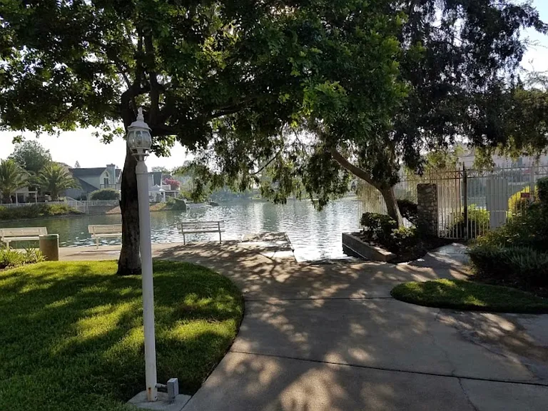 2701 Applewood Dr — Photo 20
