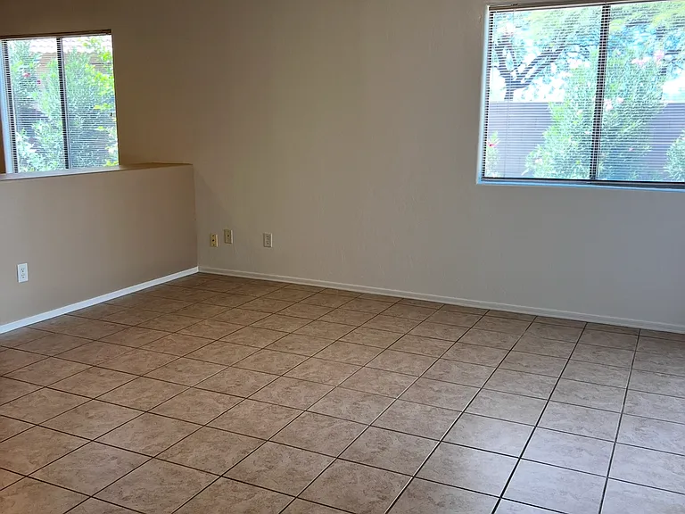 5598 W Crimson Bluff Dr — Photo 4