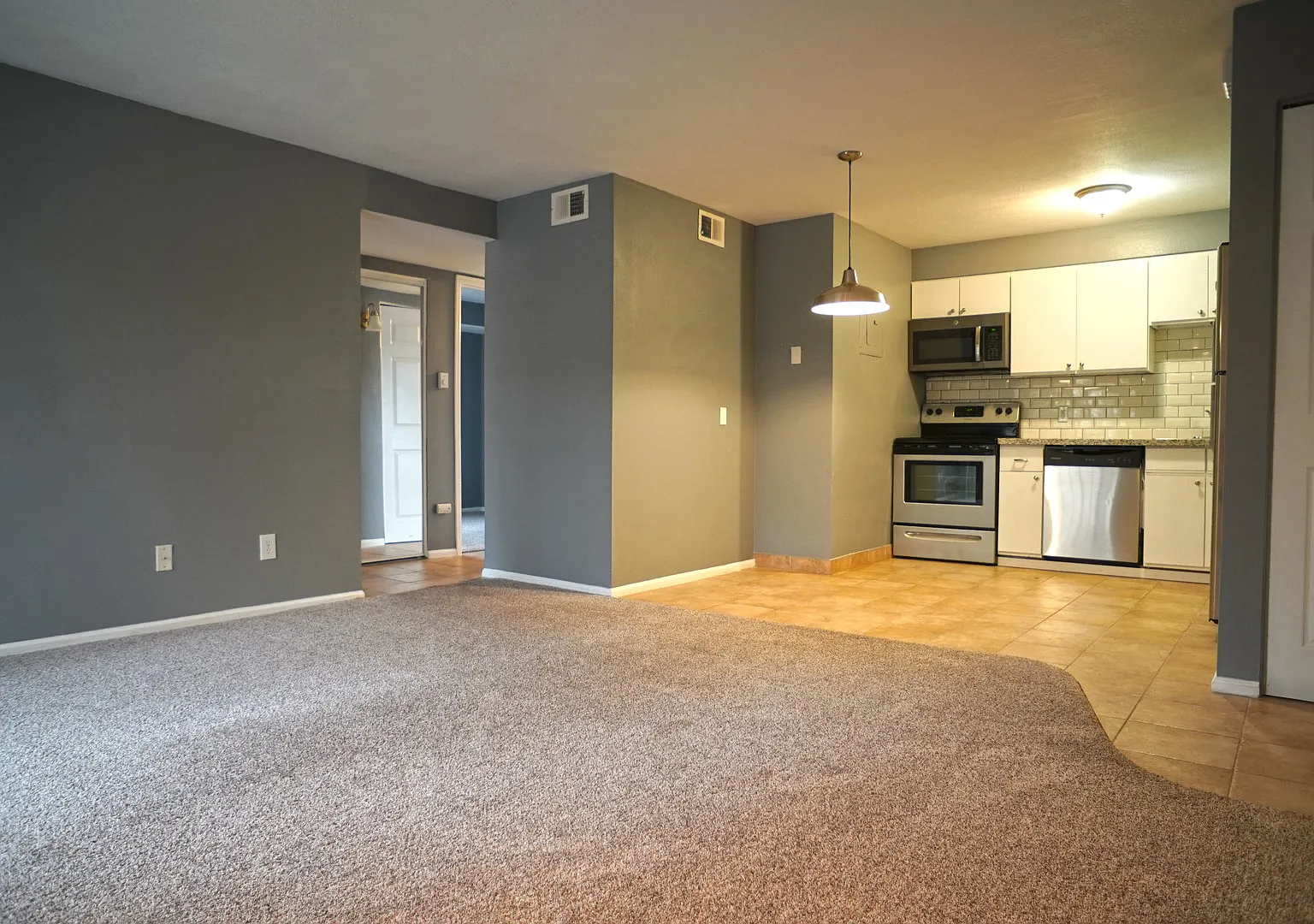 Wonderful 2 bed / 1 bath in Denver — Photo 4