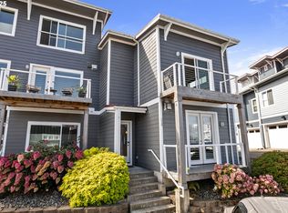 230 Maritime Ln, Astoria, OR 97103