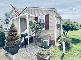 22 Belshaw Ave, Eatontown, NJ 07724