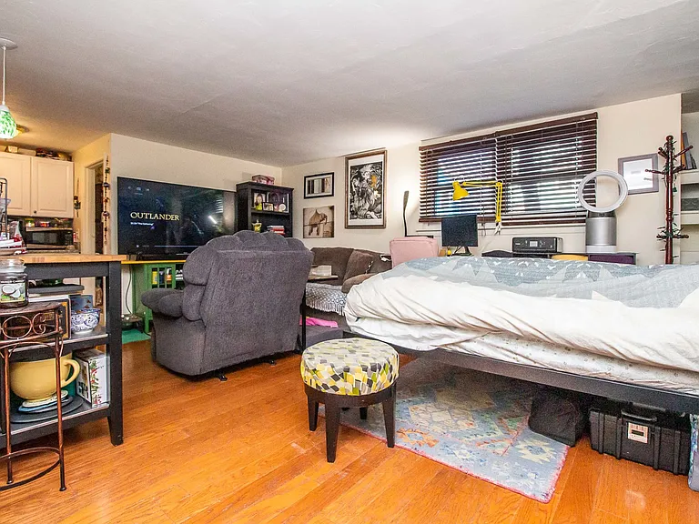 105 Chestnut St #1B — Photo 21