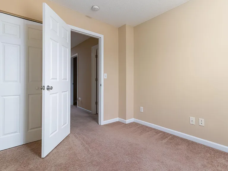1756 Olivers Crossing Cir — Photo 3