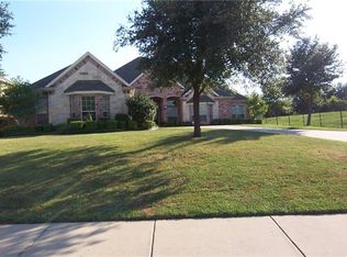 10701 Huffines Dr, Rowlett, TX 75089