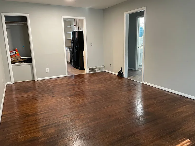 6204 E Orme Ave — Photo 1