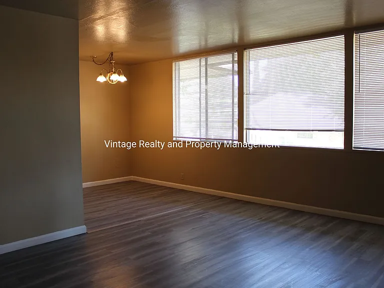 248 W Knoles Way — Photo 20