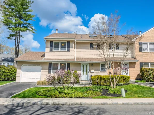 67 Manors Drive, Jericho, NY 11753