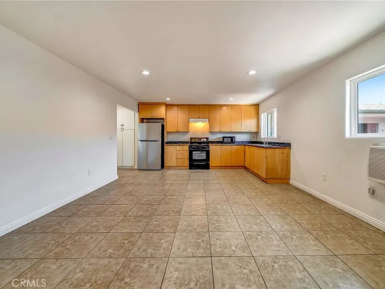6735 Elmer Ave #19 — Photo 3