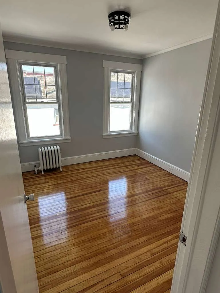 3 bed, $2,700 — Photo 4