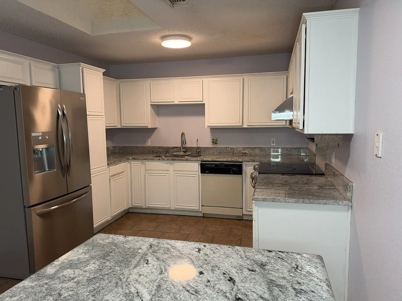 3 bed, 1610 sqft, $2,150 — Photo 4