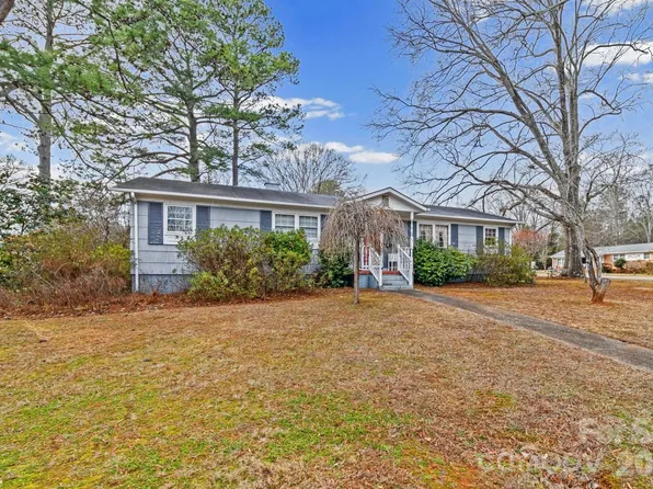 5 Cartwright St, York, SC 29745