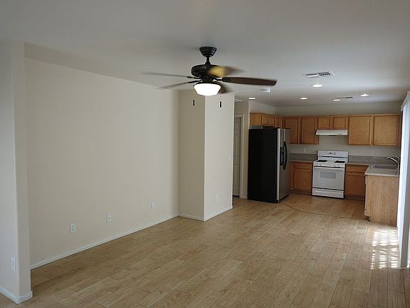 5th image of 8025 Cabbage Cove St