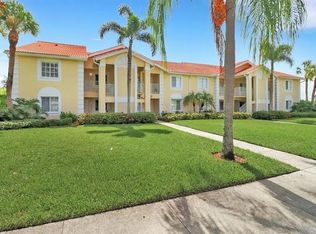 7756 Jewel Ln APT 102, Naples, FL 34109