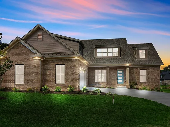 6585 Summer Shade Cir, Alvaton, KY 42122