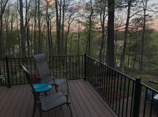 1 Bellhouse Ln, Earlysville, VA 22936