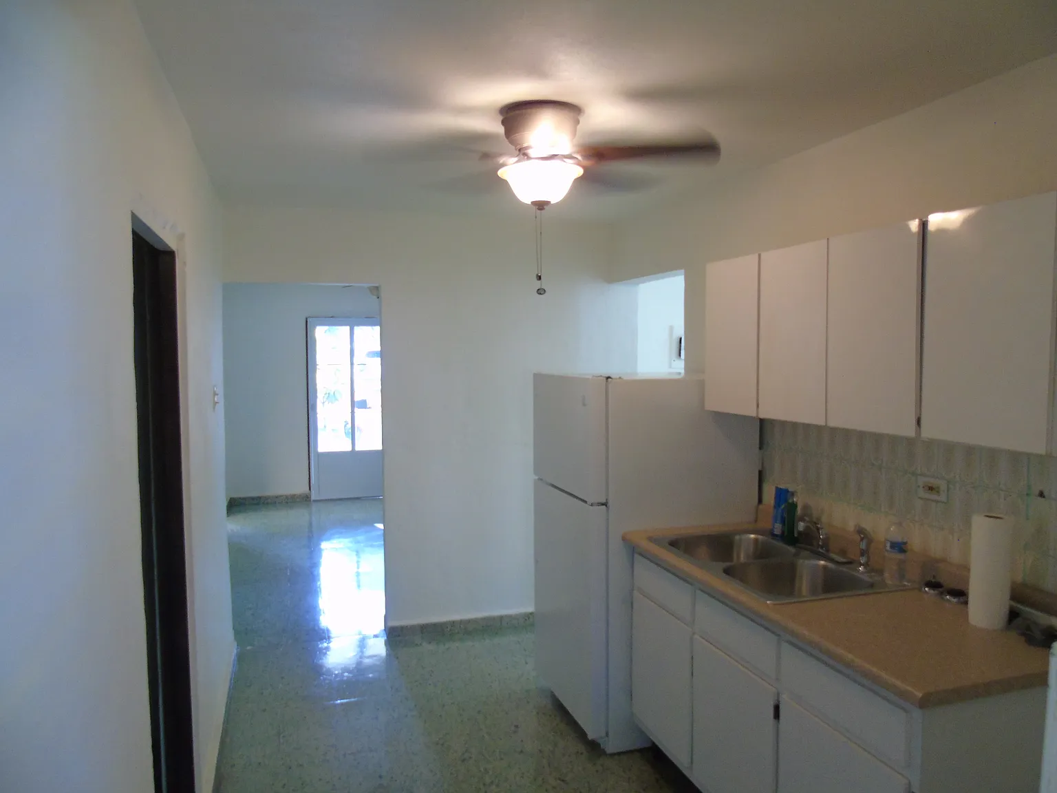 2901 Calle 11 — Photo 3