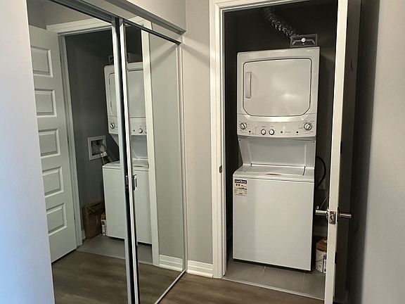 5th image of 1105 Leger Way #213