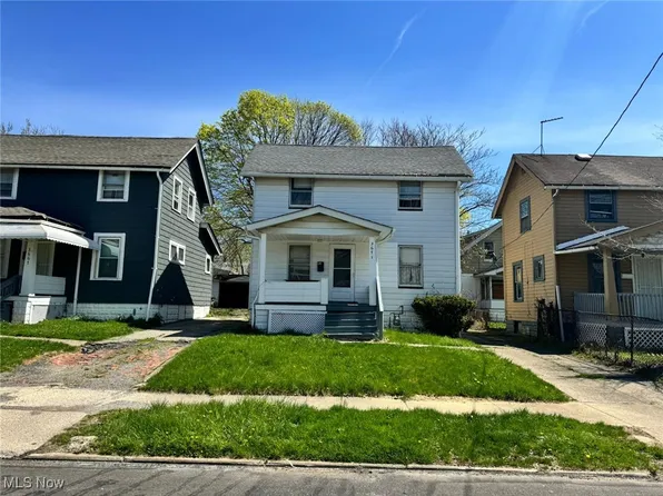 3671 E 118th St, Cleveland, OH 44105