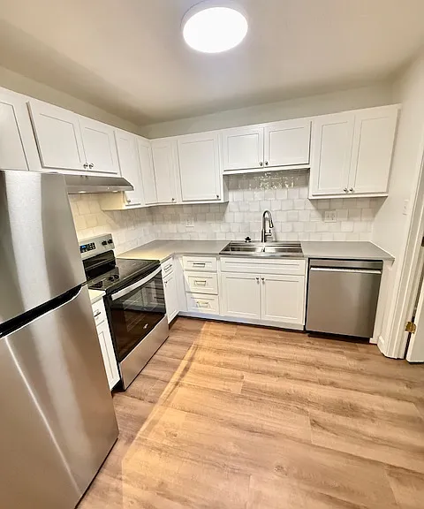 1110 Barrington Ln — Photo 13