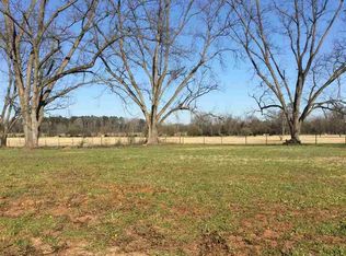 114 Desirable Ln, Perry, GA 31069