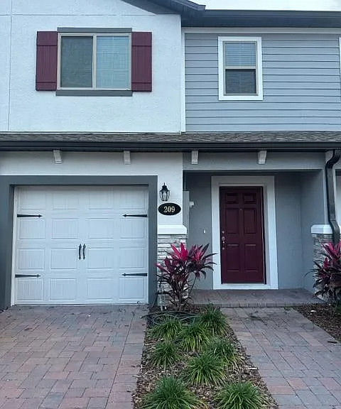 209 Rustic Loop — Photo 1
