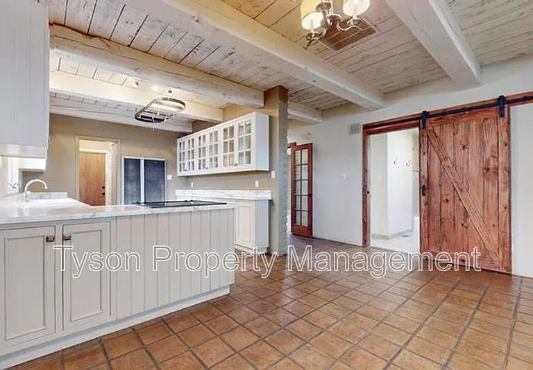 6208 Sabre Ct NW — Photo 19