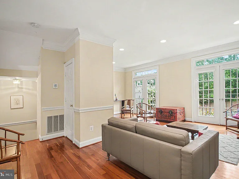 1305 Sundial Dr — Photo 5