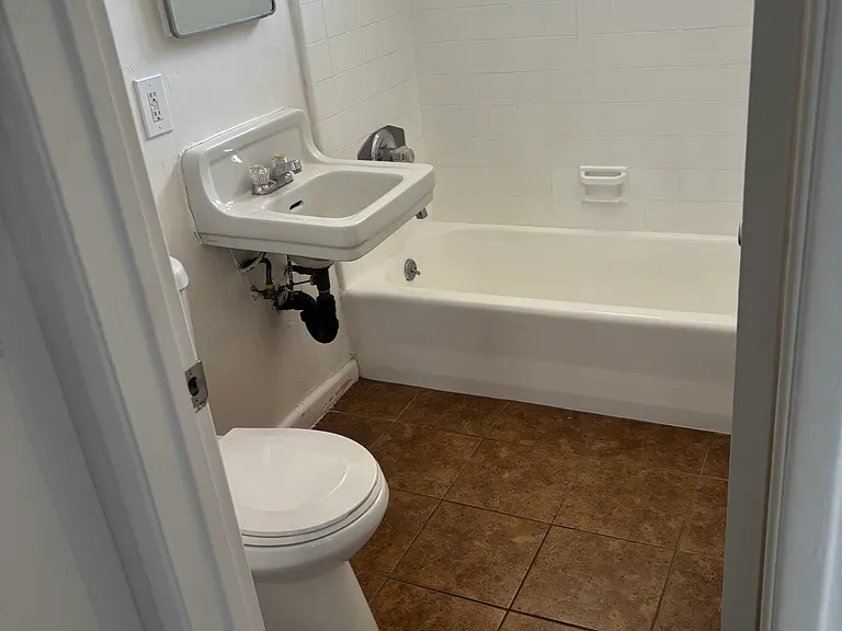5131 Bakman Ave #8 — Photo 10