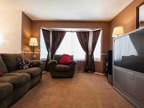 4th image of 6009 W Swanbridge Dr
