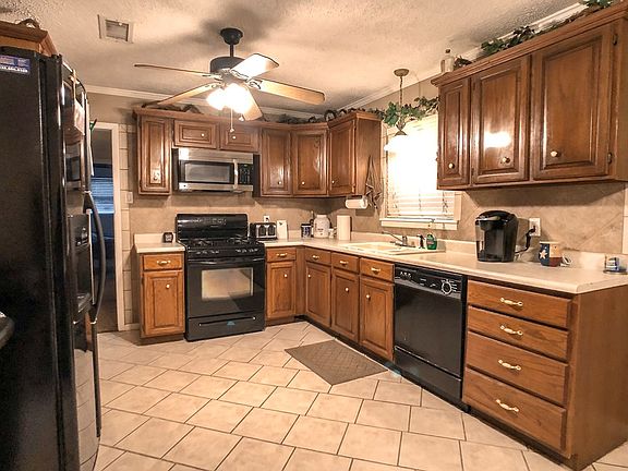 3rd image of 3008 Brentwood Dr