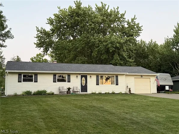 9304 June Dr, Streetsboro, OH 44241