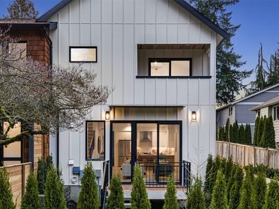 9511 132nd Avenue NE #B, Kirkland, WA, 98033