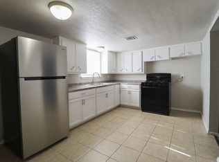 S Maple St Apartments, Sapulpa, OK 74066