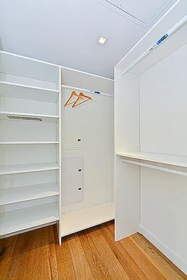 Rented by RELO REDAC INC. | media 14
