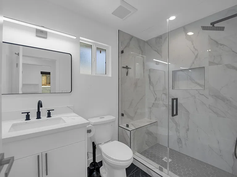 5733 Wilhelmina Ave — Photo 4