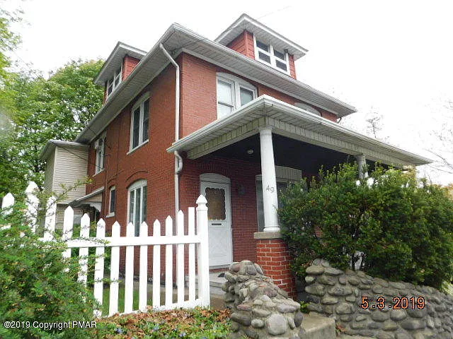 49 Broad St photo 1