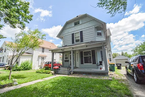 209 S Pearl St Photo 1